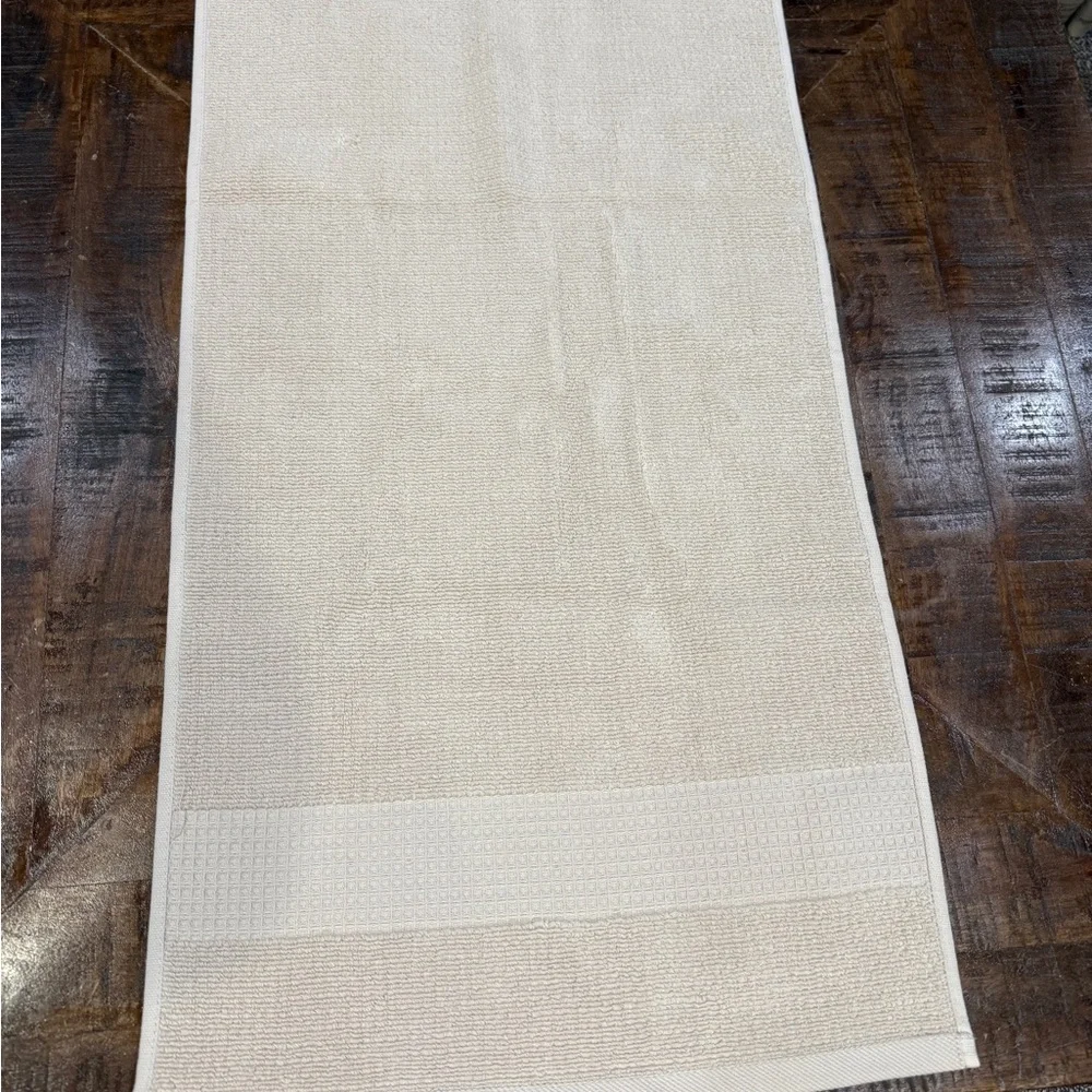 Hotel Collection Waffle Weave Turkish COTTON Bath Towel Pumice Color 30x56” New